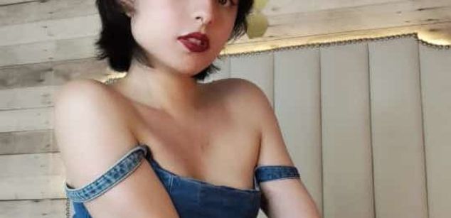 Model - Elizabeth Taylor cum