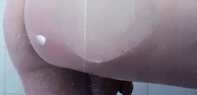 Model - tomsauwer jeans