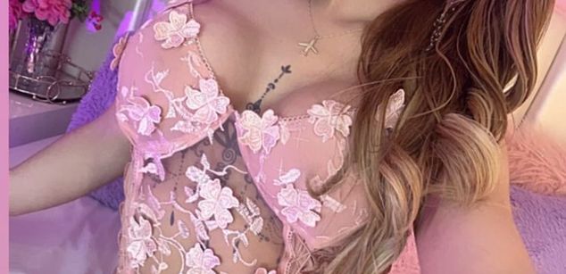 Model - Sofia Belmont cum