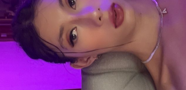 Model - Doja Alice Soto Mejia dominant