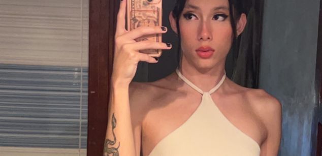 Model - Doja Alice Soto Mejia dominant