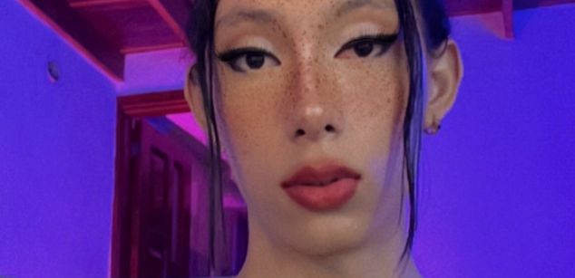 Model - Doja Alice Soto Mejia dominant