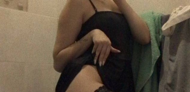 Model - Steve and Emi feet