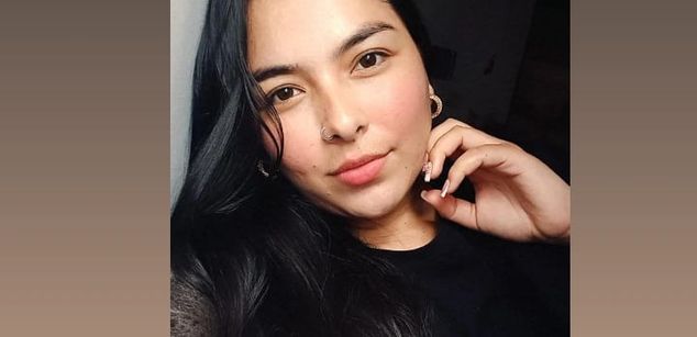 Model - Iris Moira feet