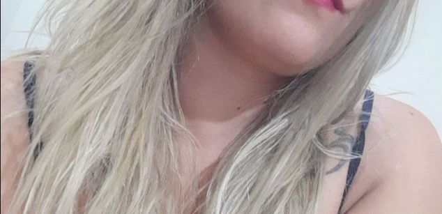 Model - dannieparis feet