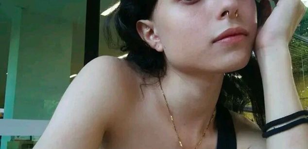 Model - Elizabeth Taylor cum