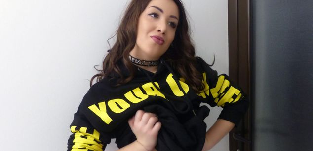 Model - SianaSky joi