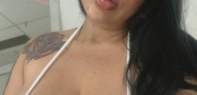 Model - dreabusty hairy