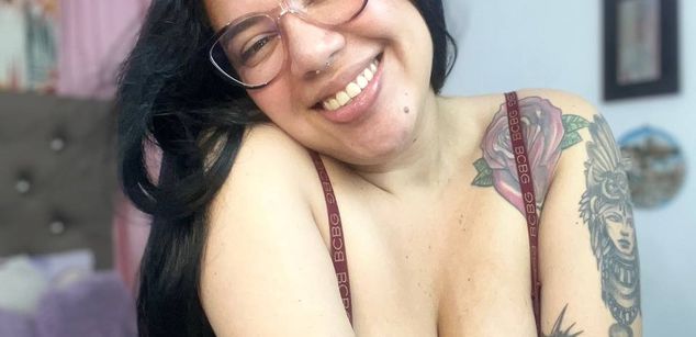 Model - dreabusty hairy