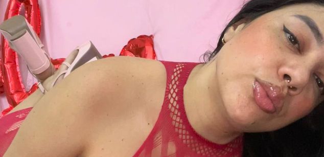 Model - dreabusty hairy