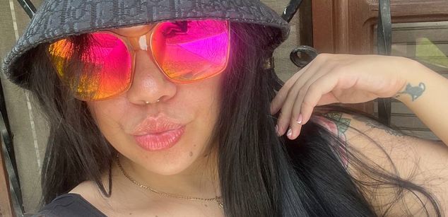 Model - dreabusty hairy