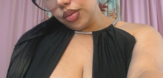 Model - dreabusty hairy