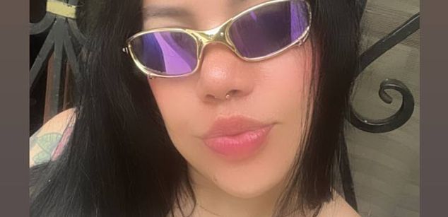 Model - dreabusty hairy