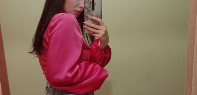 Model - Innocentflower_Sonya footfetish