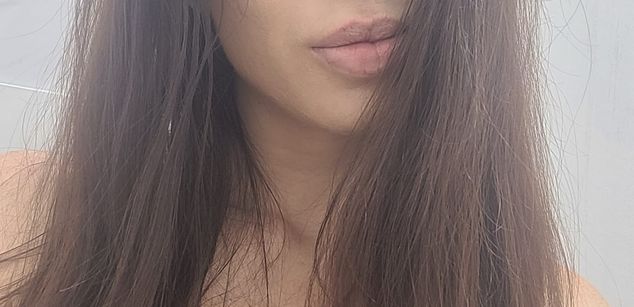 Model - SianaSky joi