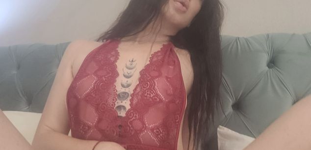 Model - SianaSky joi