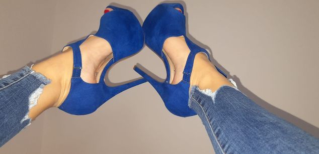 Model - ElizabethRaegan lovense