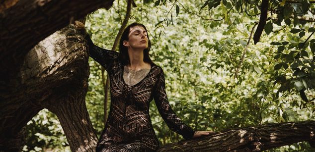 Model - Cara Blaze curious