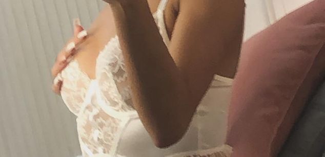 Model - KeilyFerrer cei