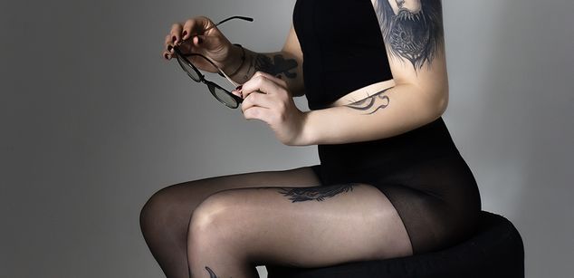 Model - Nez Meyer cum