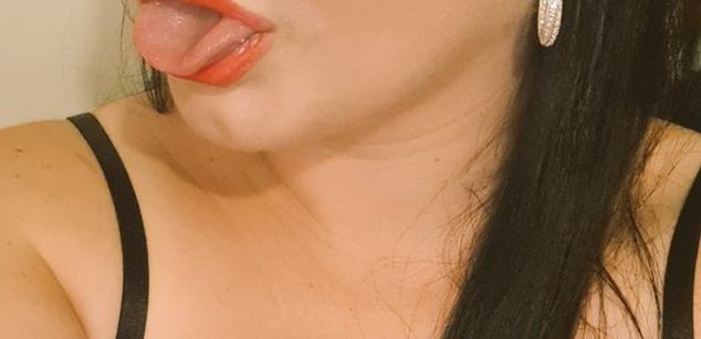 Model - NaughtyWifeUK BDSM