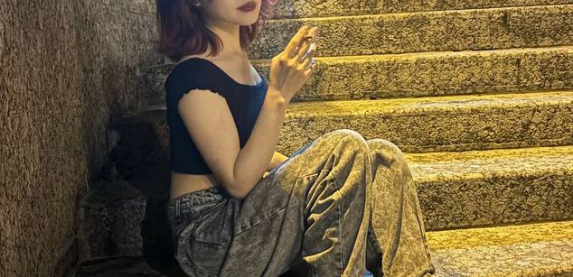 Model - ElizaNik skinny