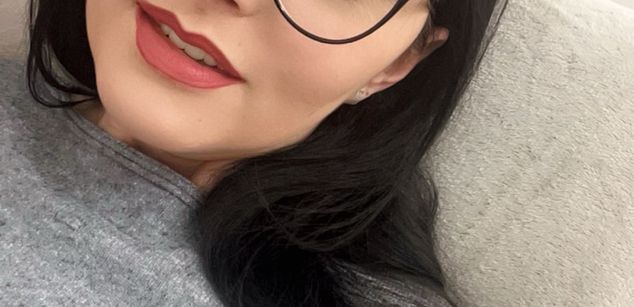 Model - Sasha bigass