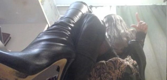 Model - Miss Stress cei