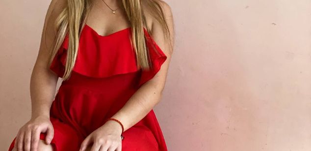 Model - Lewandowskaya tights