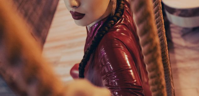 Model - SkylarSpark brunette