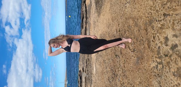 Model - Laura Venus mistress