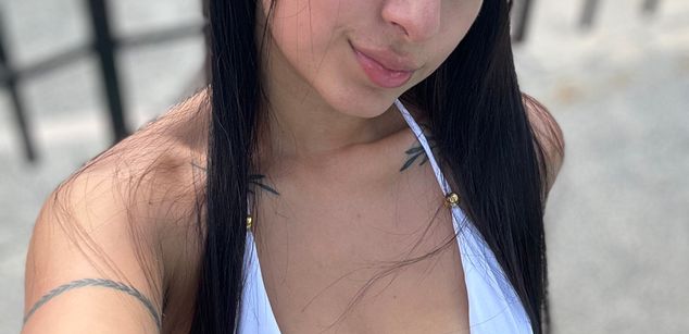 Model - EmilyRosse11 cum