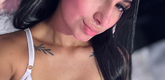 Model - EmilyRosse11 cum