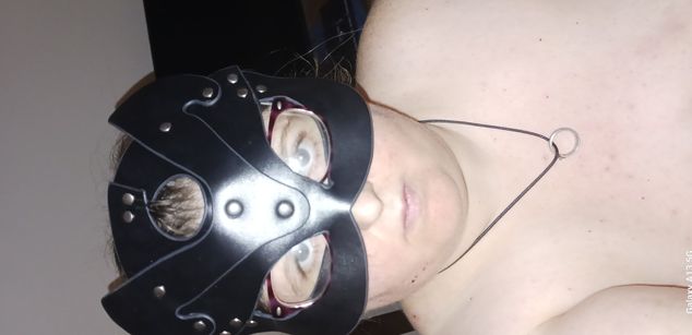 Model - Elara_Rose188 submissive