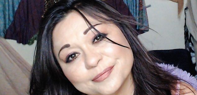 Model - Lilly Love80 taboo