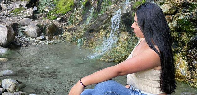 Model - Iris Moira feet