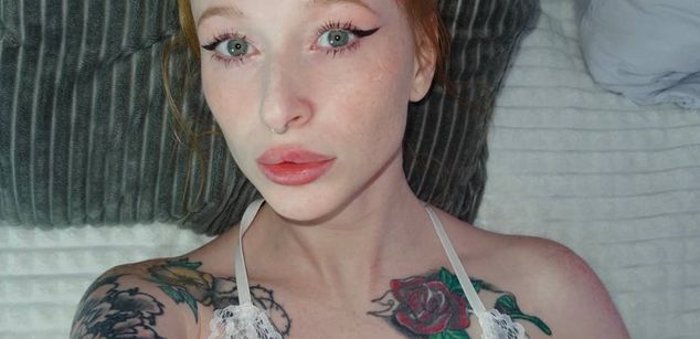 Model - Anna tattoos