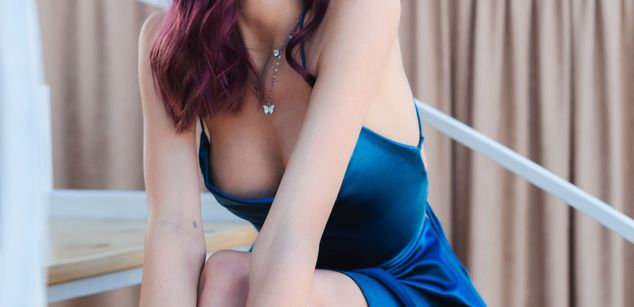 Model - CozyMell young