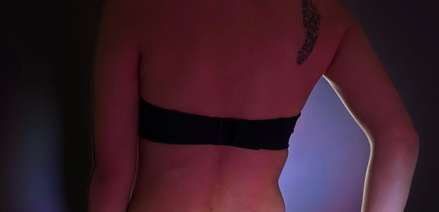 Model - ZaraClark bigass