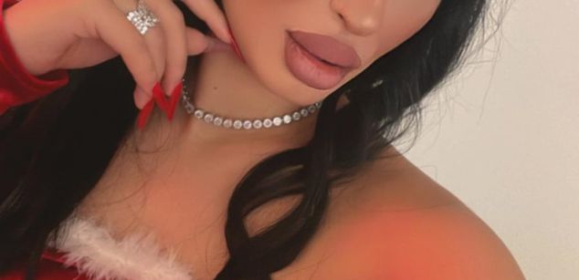 Model - VictoriaLane young