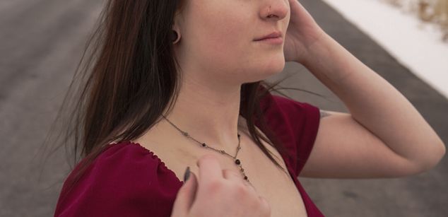 Model - Violet Syns slim