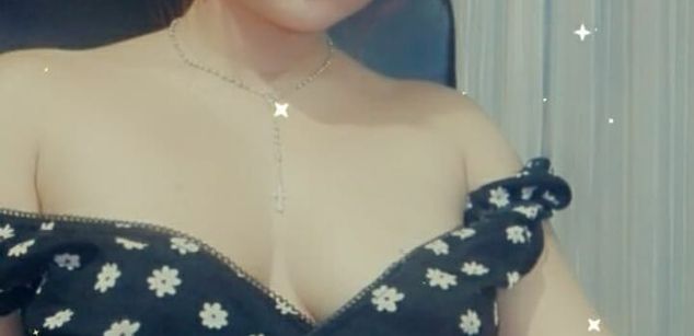 Model - Simonetta young