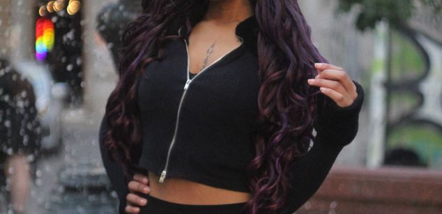 Model - Ominira sweet