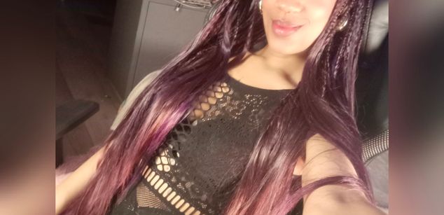 Model - Ominira sweet