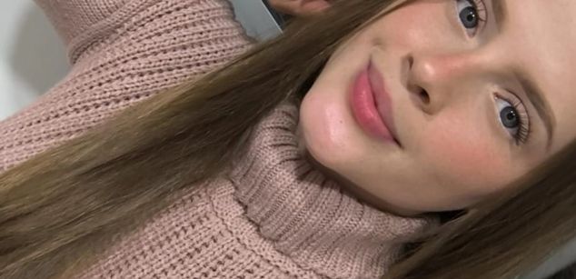 Model - HannaCutte cei