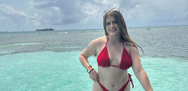 Model - HannaCutte cei