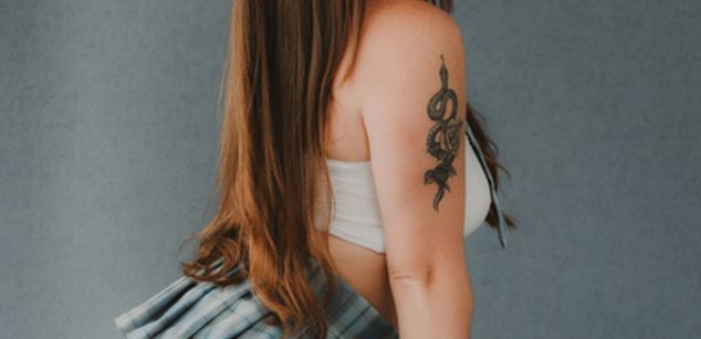 Model - HannaCutte cei