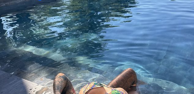 Model - FiresBomb777 teen