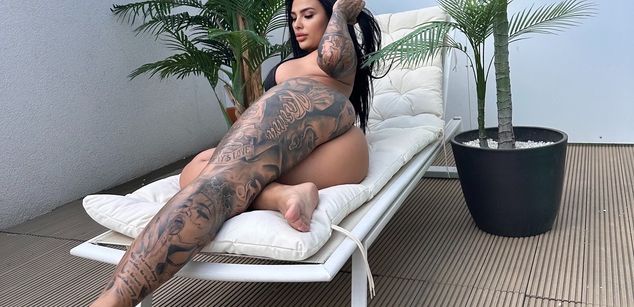 Model - FiresBomb777 teen