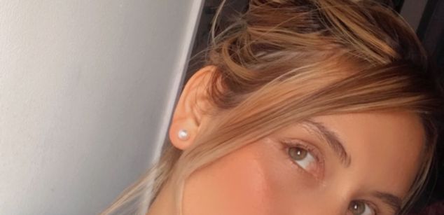 Model - megan-bee doblepenetracion